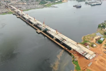 Chantier du 4ème pont d’Abidjan : le Groupe chinois CSCEC avance avec assurance.