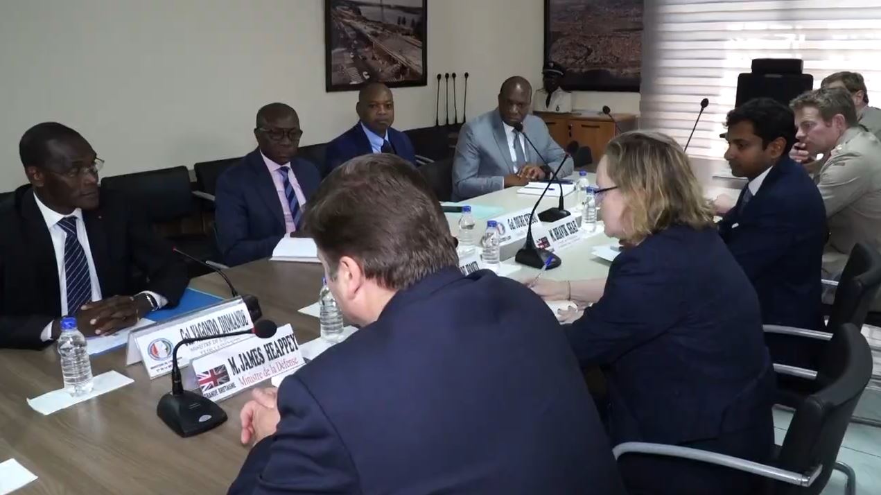 Cooperation_minister_Britanique_defense_a_Abidjan_222062022_6