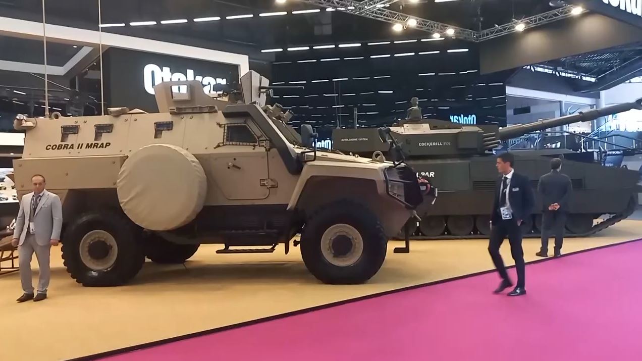 Le Ministre d’Etat, Ministre de la Défense Téné Birahima Ouattara participe à « Eurosatory » 2022 en France.