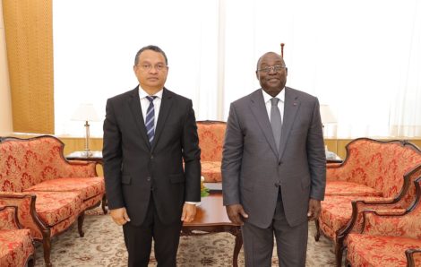 Le Vice-Président de la République, Tiémoko Meyliet Koné, s’est entretenu, avec l’Administrateur de la Côte d’Ivoire au FMI.