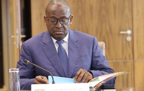 M. Fidèle Sarassoro, secrétaire exécutif du Conseil National de Sécurité ivoirien : « La Côte d’Ivoire ne peut s’inscrire dans une logique de déstabilisation d’un pays tiers ».