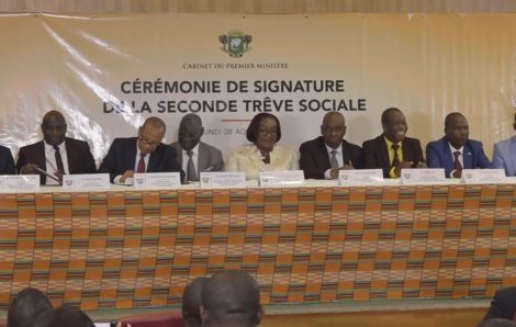Côte d’Ivoire : la seconde trêve sociale signée, elle va coûter 1.100 milliards F.