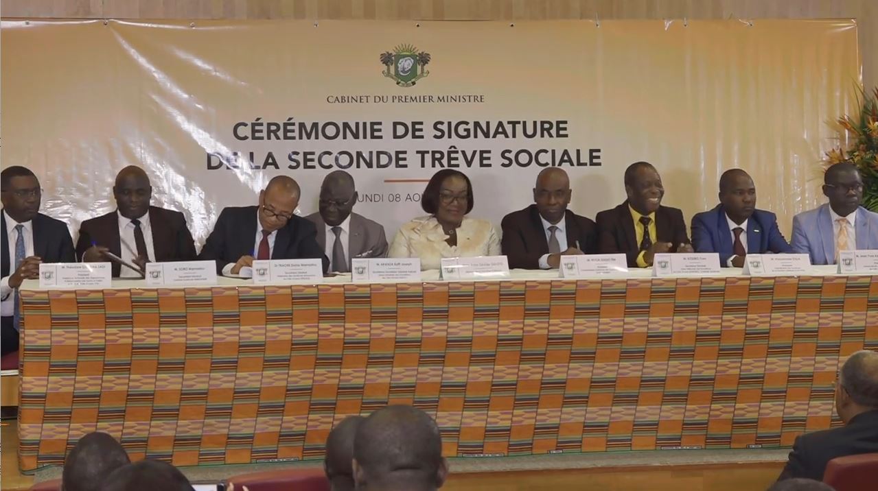Côte d’Ivoire : la seconde trêve sociale signée, elle va coûter 1.100 milliards F.