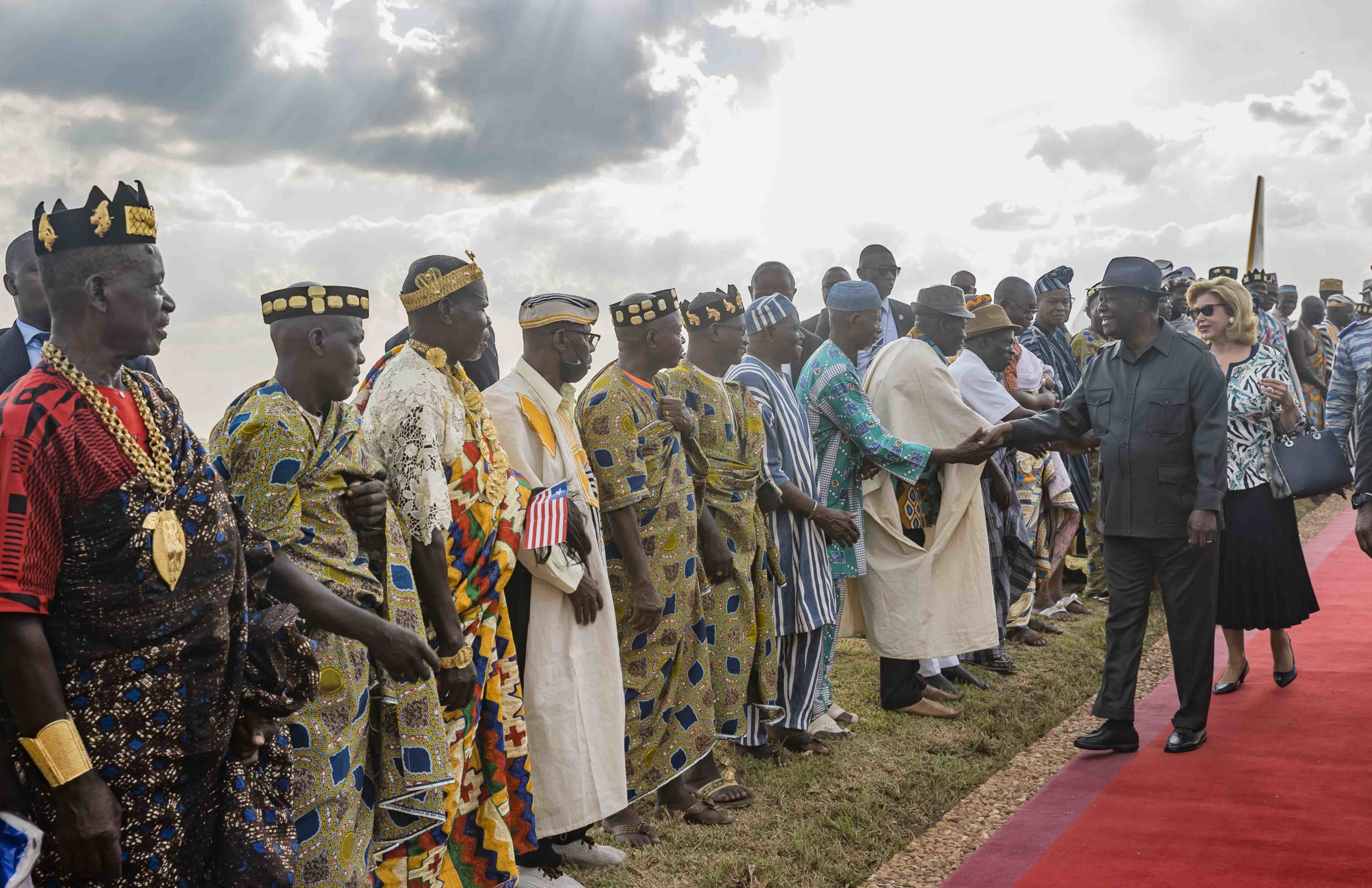 arrivee-a-yamoussoukro-du-president-de-la-republique-sem-alassane-ouattara_ntv3n6t4oiq