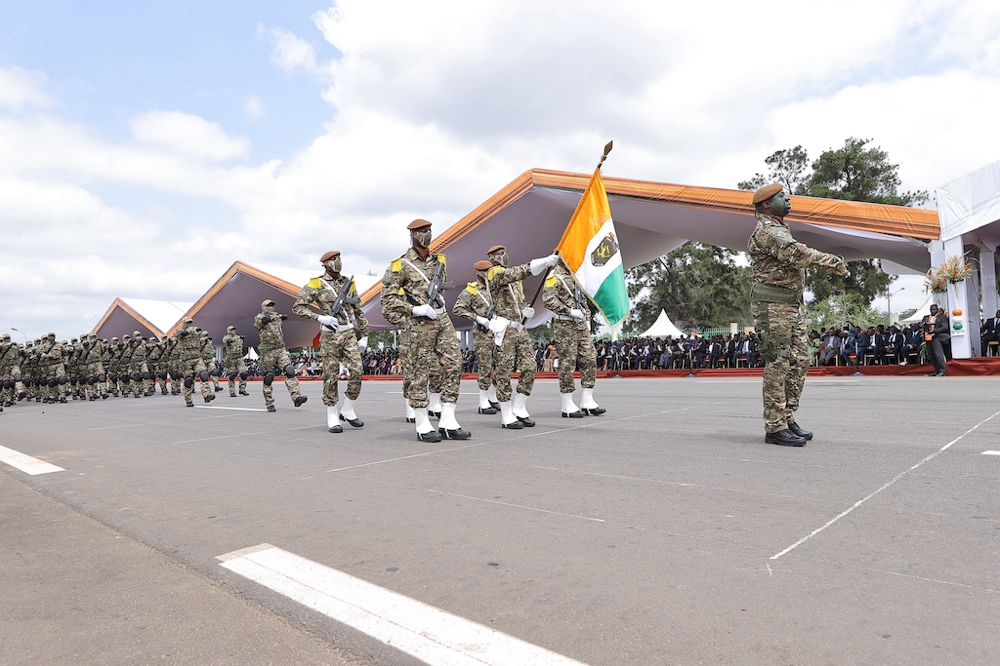 fete-nationale-ceremonie-officielle-de-celebration-des-62-ans-d-independanc_lual4nk67i9