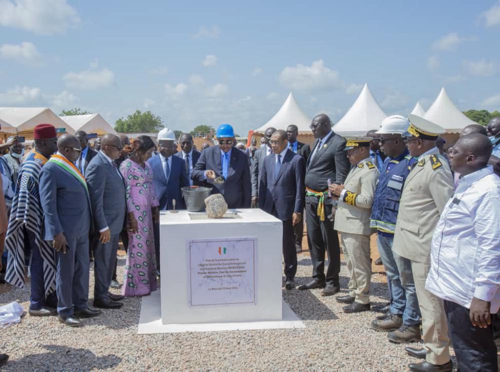 Infrastructures sanitaires : le Premier Ministre Patrick Achi pose les premières pierres du CHR de Ouangolodougou et de l’Hôpital Général de Kong.