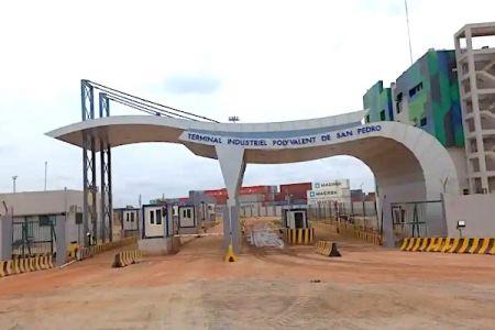 1409-101150-la-cote-d-ivoire-inaugure-le-terminal-industriel-polyvalent-de-san-pedro_M