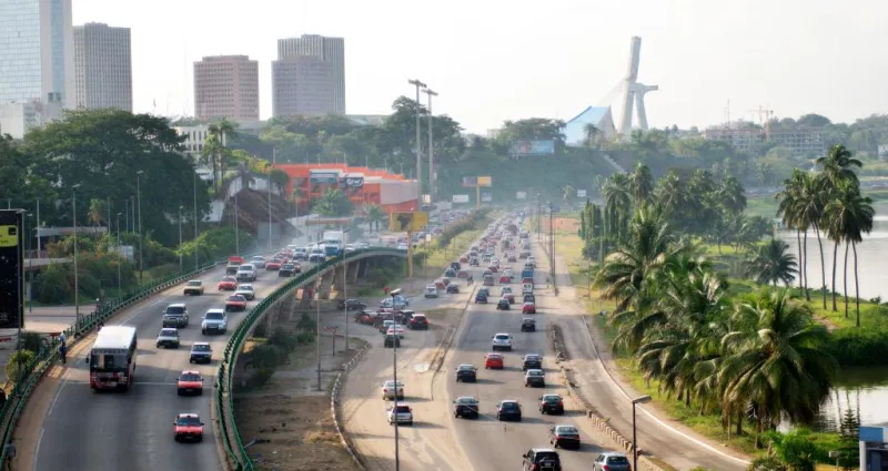 Economie : la Côte d’Ivoire se positionne comme pôle d’investissement majeur en Afrique de l’Ouest selon(Oxford).