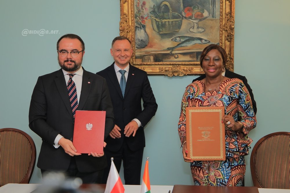 cooperation-le-president-de-la-republique-de-pologne-andrzej-duda-recu-en-a_i1o