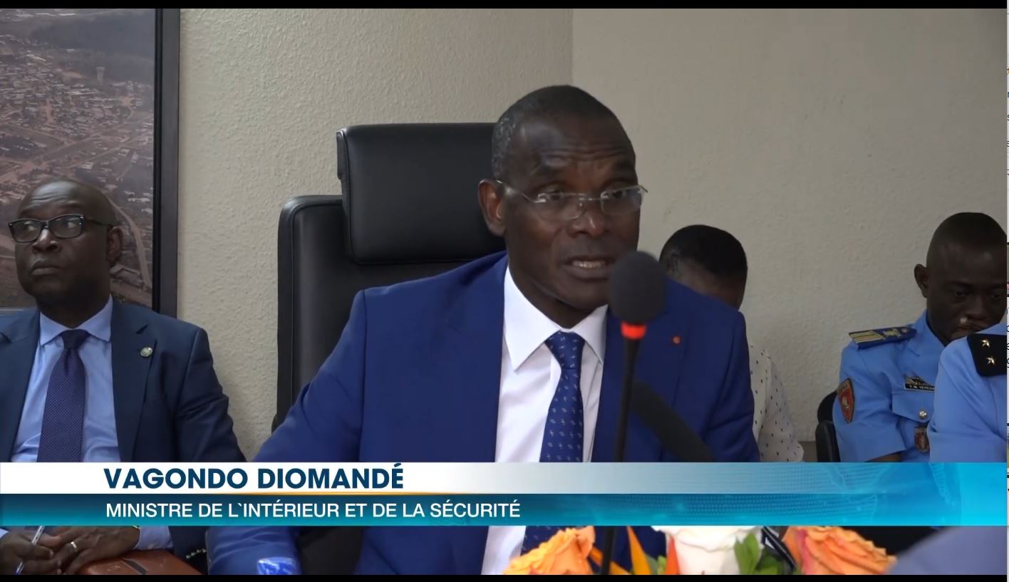 Bachir_Ballo__ministre_Guineen_Securite_en_viste_a_Abidjan_102022_Vagondo_16