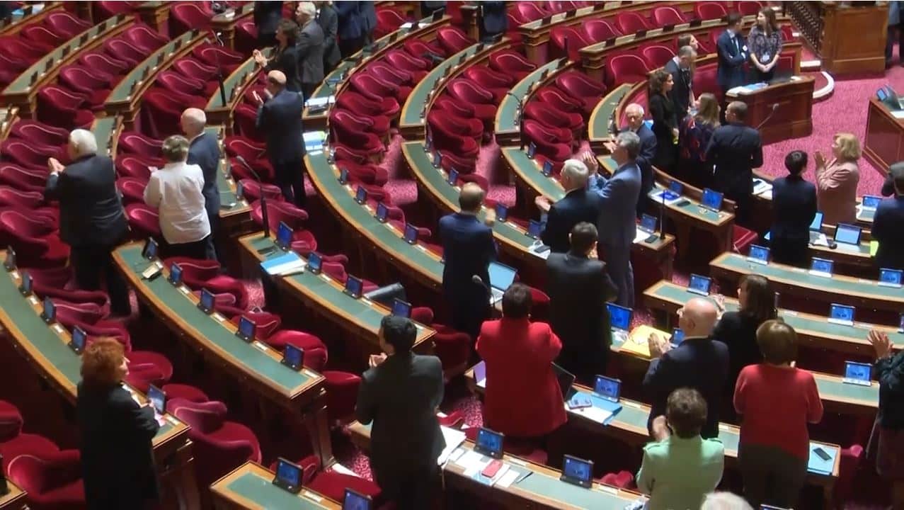 Le Sénat français rend hommage au Président Alassane Ouattara.