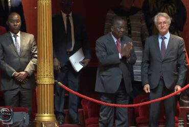 Le Sénat français rend hommage au Président Alassane Ouattara.