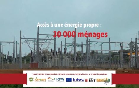 Saft facilite l’intégration de la 1ère centrale solaire de Côte d’Ivoire au réseau d’électricité, grâce au stockage d’énergie.