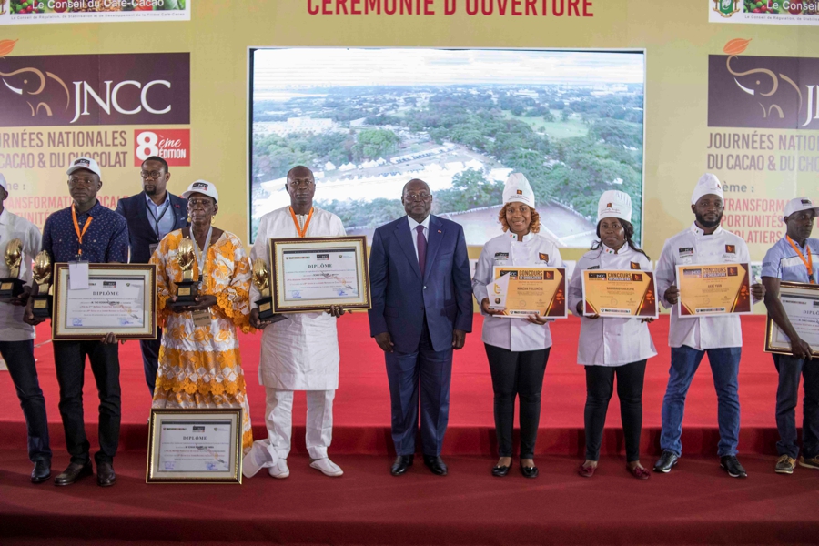 ceremonie-d-ouverture-de-la-8eme-edition-des-journees-nationales-du-cacao-e_79c3sgfhp6w