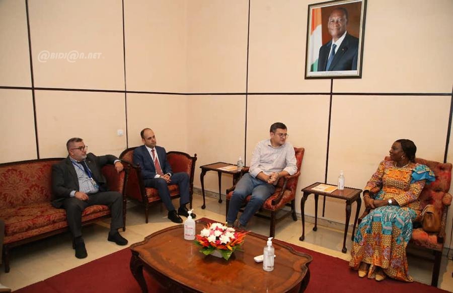 Diplomatie : le ministre ukrainien des Affaires Etrangères , Dmytro Kouleba en visite en Côte d’Ivoire.