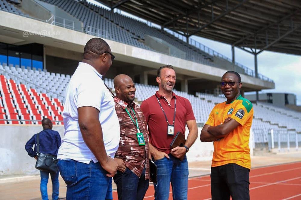 preparation-de-la-can-2023-le-stade-de-yamoussoukro-visite-par-lequipe-tech_u6nt1m2hq9o