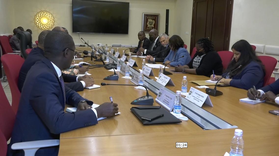 Signature memorendum_USA_CIV_2022_echanges_Commerciaux_Primature_2
