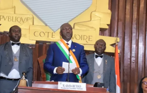 Session ordinaire 2022 de l’Assemblée nationale : 65 projets de loi examinés et adoptés contre 23 projets en 2021.