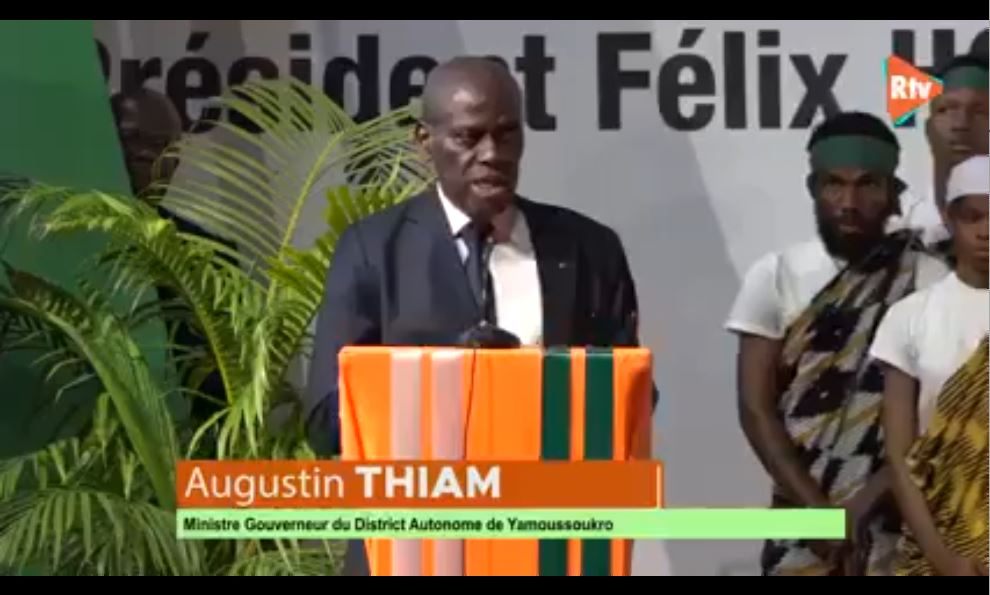 29 ans après le décès de feu le Président Félix Houphouët-Boigny le gouverneur Thiam fait des révélations (Vidéo ci-dessous).