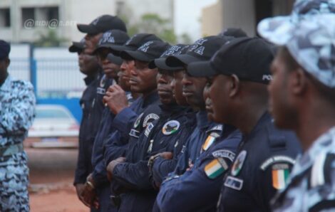 Côte d’Ivoire : Interpellation d’un gang de 7 personnes auteurs de plusieurs attaques à mains armées ( Police).
