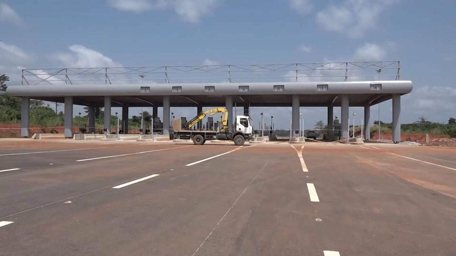 Travaux_Yakro_Bouaké_portion_Yakro_Tiébissou_2022_3