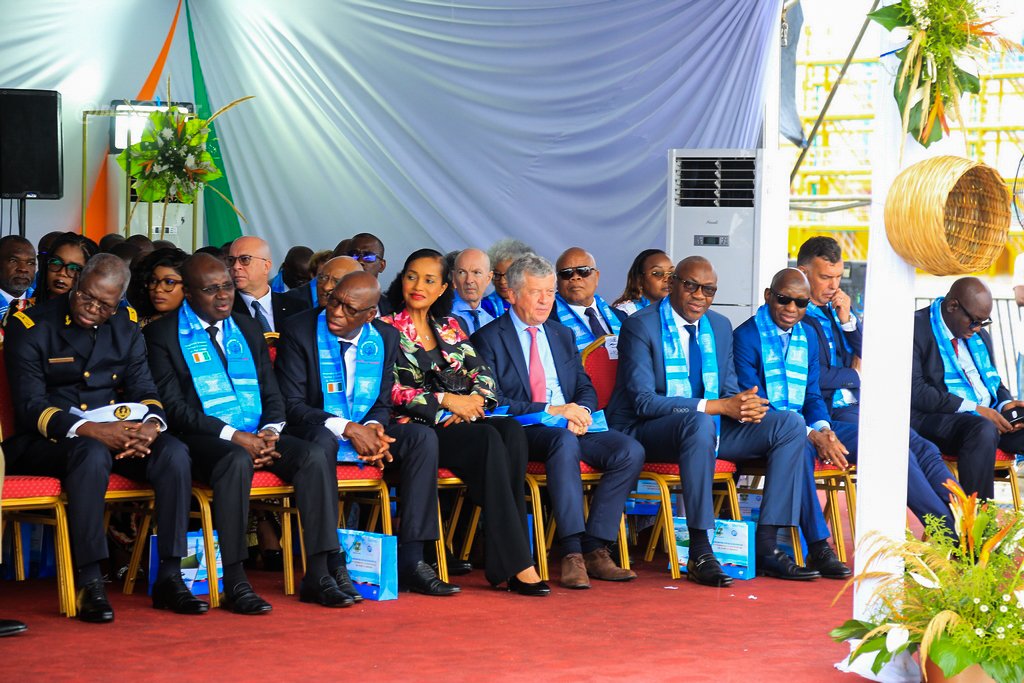 ceremonie-d-inauguration-du-2e-terminal-a-conteneurs-du-port-dabidjan_adkbolsdzq