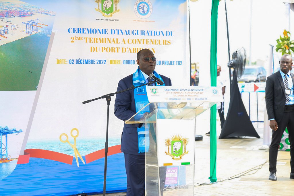 ceremonie-d-inauguration-du-2e-terminal-a-conteneurs-du-port-dabidjan_oho8kfpsunk