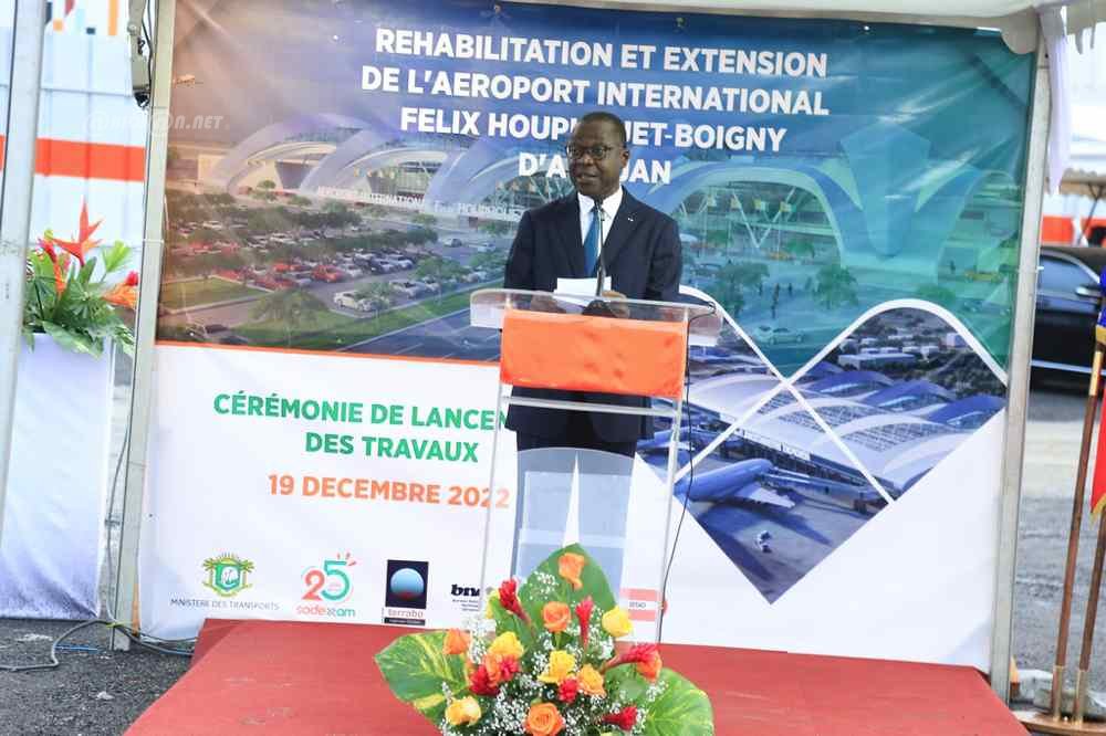 ceremonie-de-lancement-des-travaux-d-extension-et-de-rehabilitation-de-l-ae_dqerkljxw2