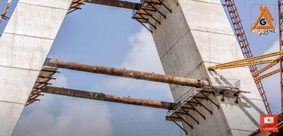 Abidjan_Le_pont_de_Cocody_2022_17