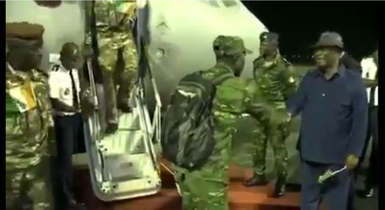 arrivee-des-46-soldats-ivoiriens-a-l-aeroport-felix-houphouet-boigny_9