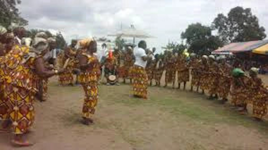 En voie de disparition en Côte d’Ivoire : un authentique carnaval voit le jour dans l’Agneby-Tiassa.