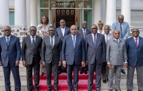 CAN 2023 – Après une visite en Côte d’Ivoire : la CAF salue des infrastructures « dignes de la Coupe du Monde ».