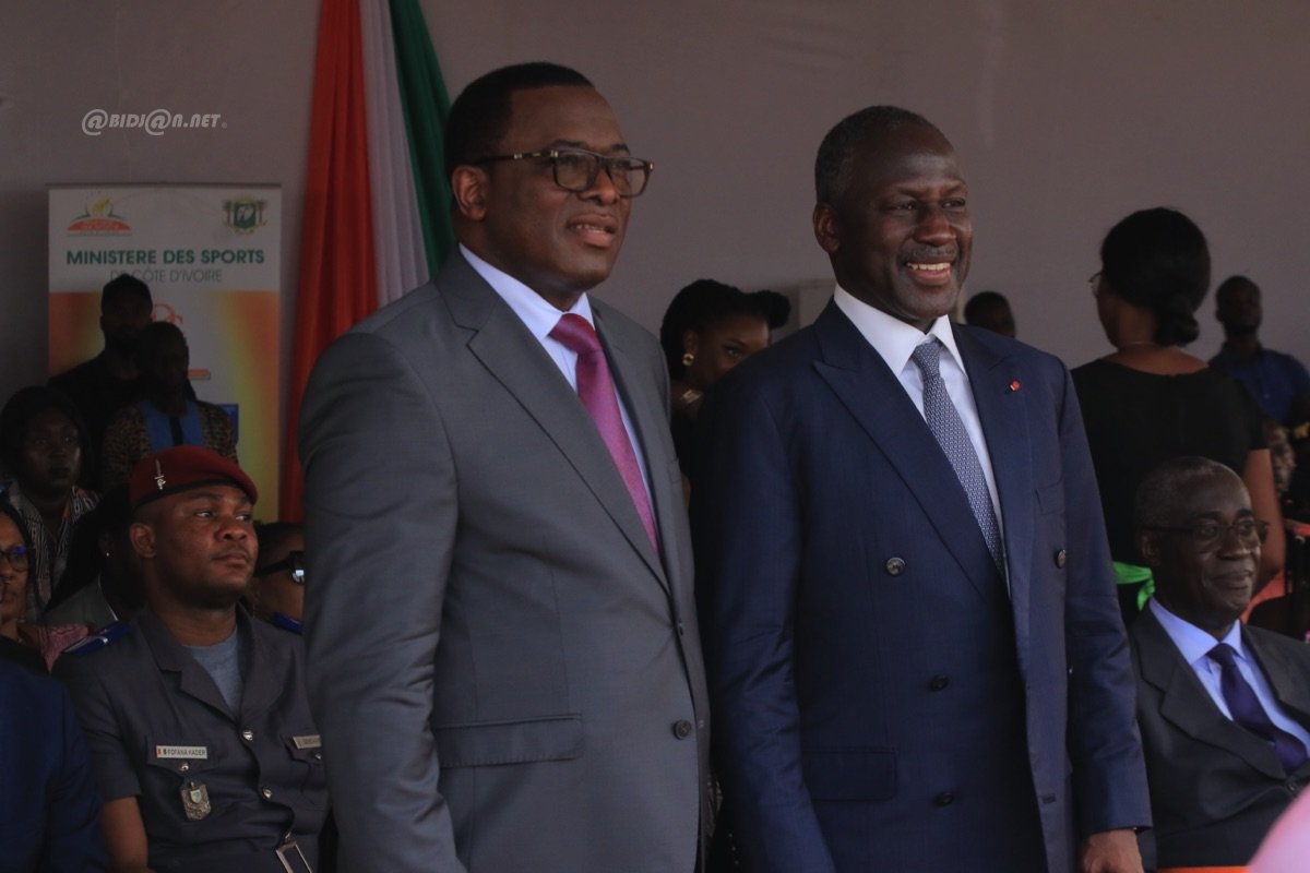 infrastructures-sportives-ceremonie-officielle-de-pose-de-la-premiere-pierr_anhmw2bmco5