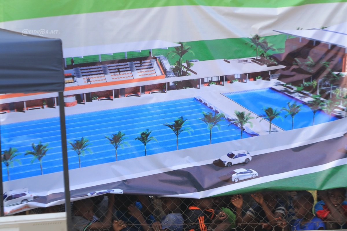 infrastructures-sportives-ceremonie-officielle-de-pose-de-la-premiere-pierr_dtci6i9knyf