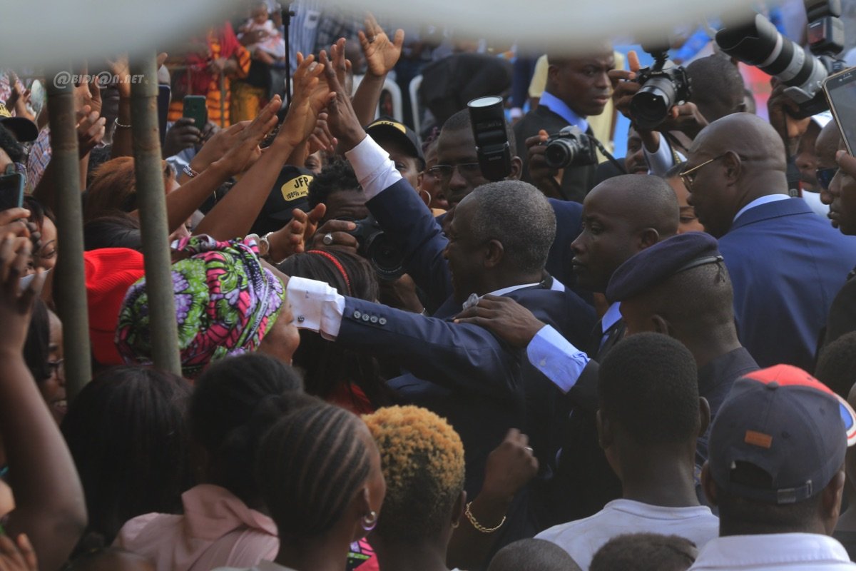 infrastructures-sportives-ceremonie-officielle-de-pose-de-la-premiere-pierr_mi3tsbbrub8