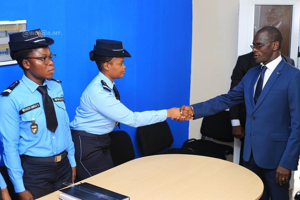 securite-la-mairie-de-cocody-offre-un-batiment-a-la-brigade-speciale-de- (1)