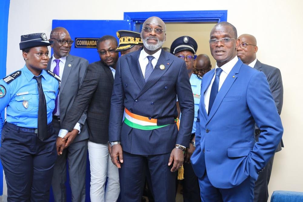 securite-la-mairie-de-cocody-offre-un-batiment-a-la-brigade-speciale-de- (4)
