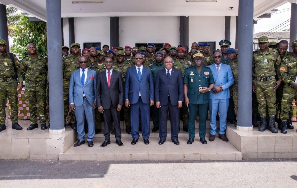 Reconversion de 305 militaires ivoiriens après une retraite anticipée.