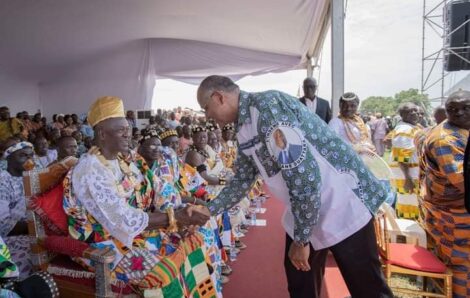 Côte d’Ivoire : Patrick Achi prêche Alassane Ouattara à Abengourou.