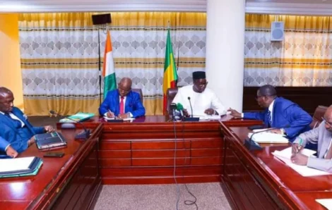 Afrique-Commission mixte de coopération : le Mali et la Côte d’Ivoire veulent renforcer leurs liens.