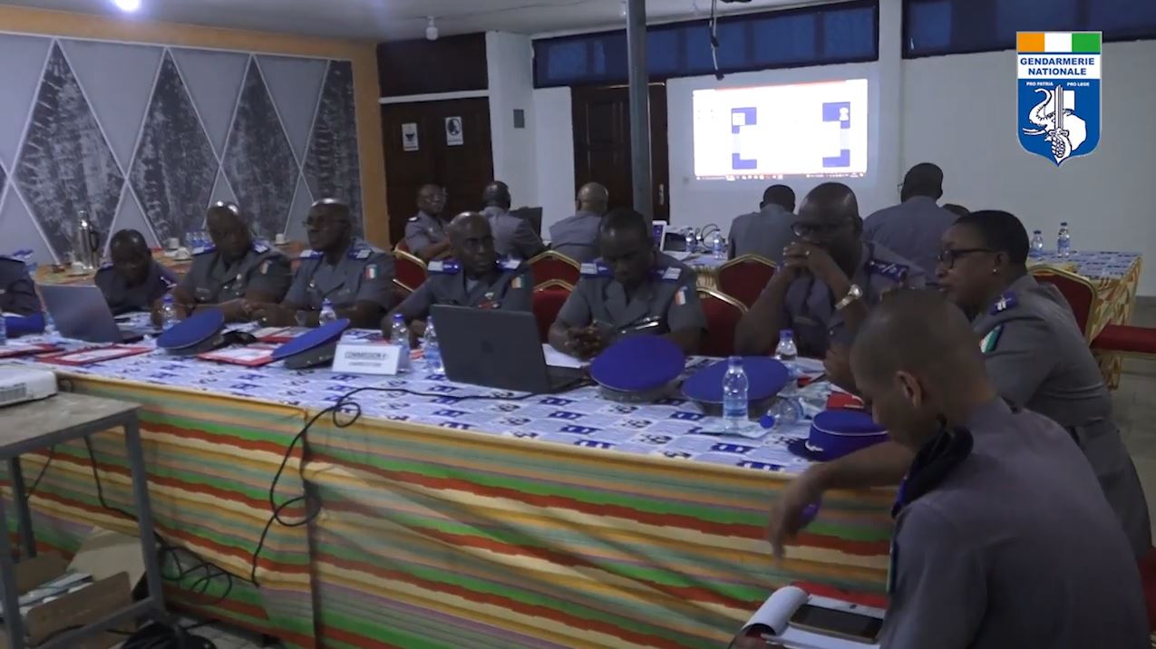 Cloture_seminaire_bilan_2022_perspective_2023_General_Apalo_Toure_2023_32