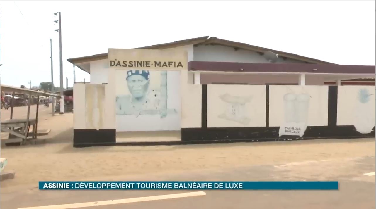Commune_Assinie_face_developpement_de_Luxe_2023_8