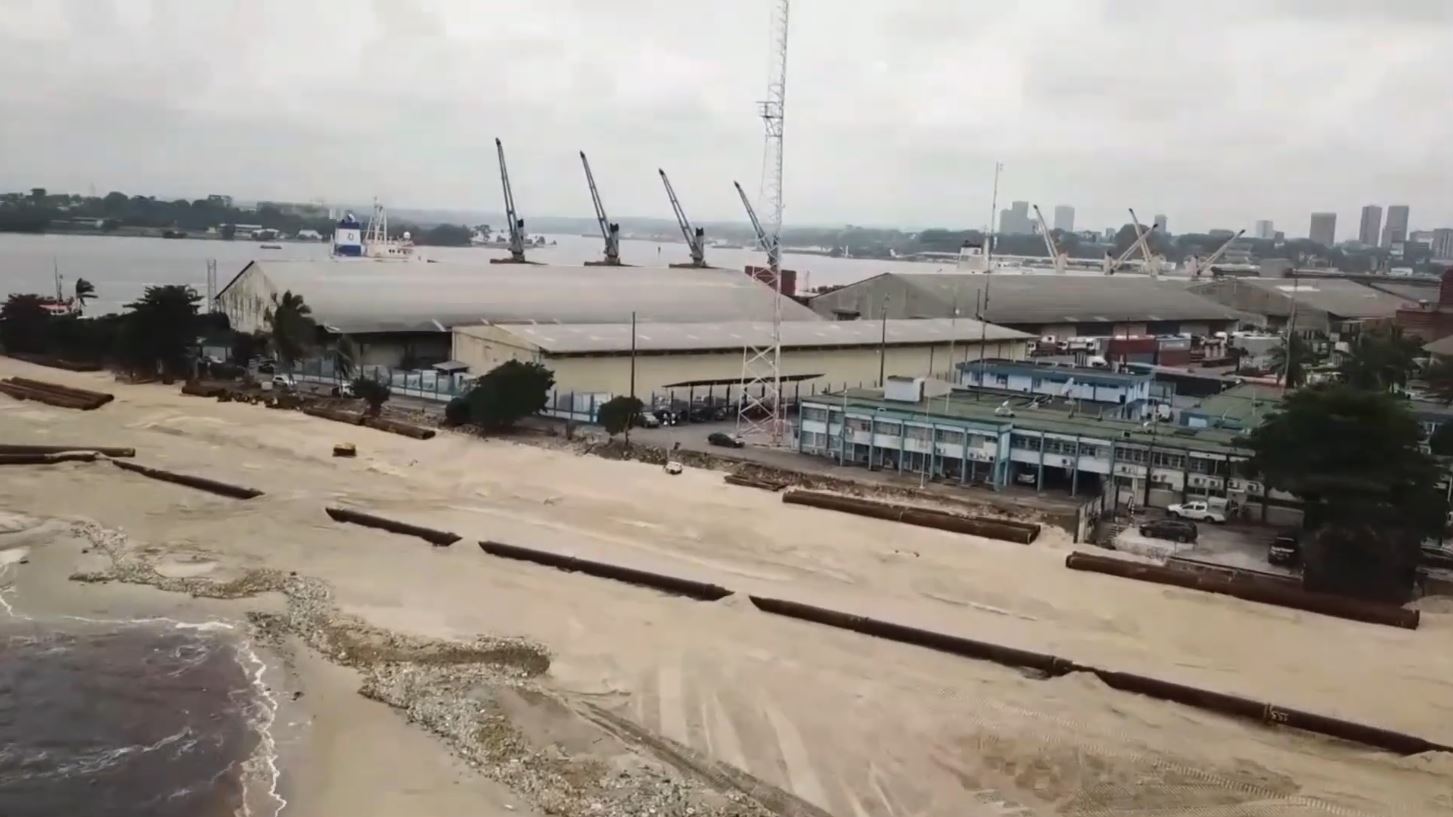 Construction_terminal_cerealier_Port_Automone_Abidjan_2023_9
