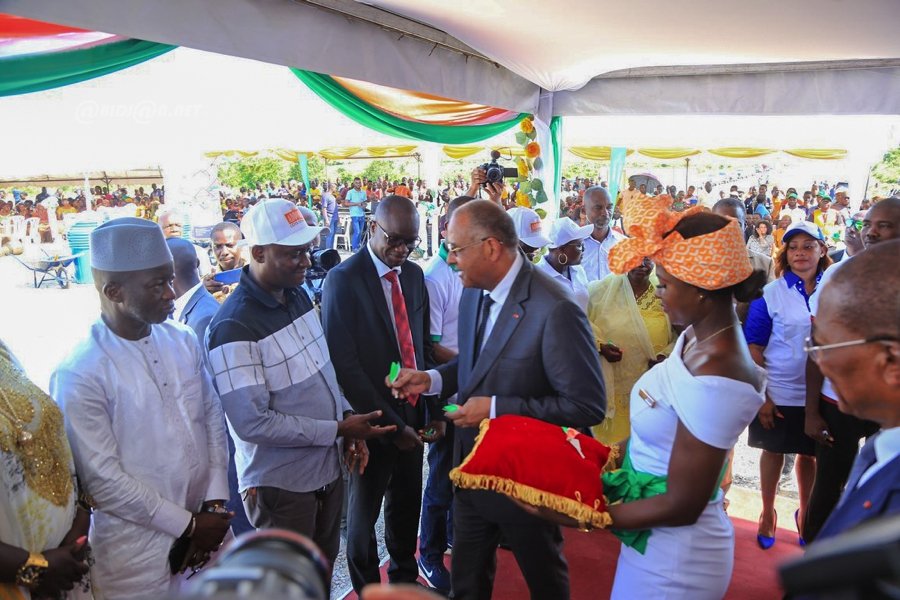 ceremonie-de-remise-symbolique-de-cles-aux-souscripteurs-a (13)