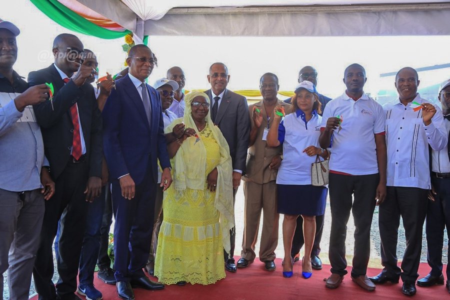 ceremonie-de-remise-symbolique-de-cles-aux-souscripteurs-a (17)