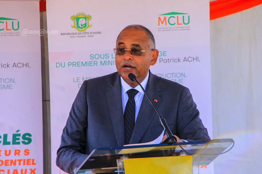 ceremonie-de-remise-symbolique-de-cles-aux-souscripteurs-au (1)