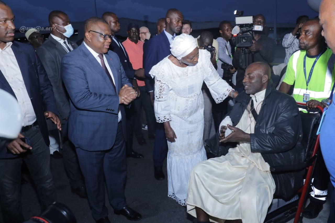 crise-raciale-arrivee-a-abidjan-d-un-premier-groupe-de-145-ivoiriens-en-pro_1ayxiwhjggw
