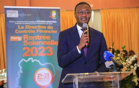 Budget de l’Etat : Moussa Sanogo donne des consignes aux contrôleurs financiers.