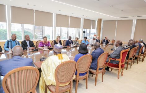 Le Chef de l’Etat a échangé avec les Présidents d’Assemblée Nationale invités à la cérémonie d’ouverture de la Session ordinaire de l’Assemblée Nationale de Côte d’Ivoire.