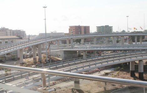 Économie – Côte d’Ivoire : lancement ce jeudi, des travaux de construction de trois (3) échangeurs à Cocody
